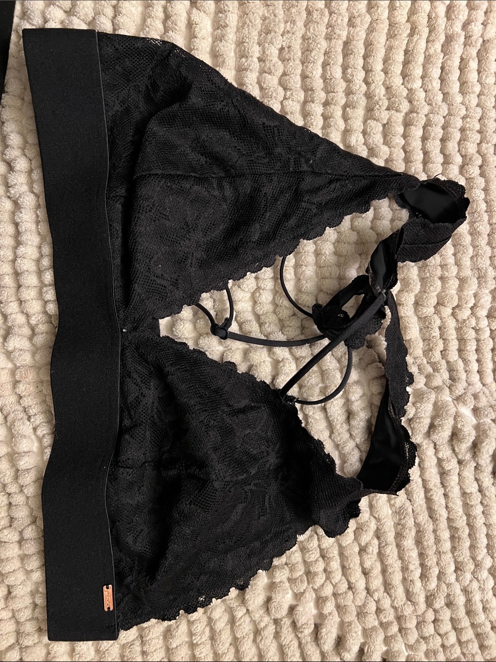Victoria Secret Pink Black Lace Bralette – Women’s Intimates